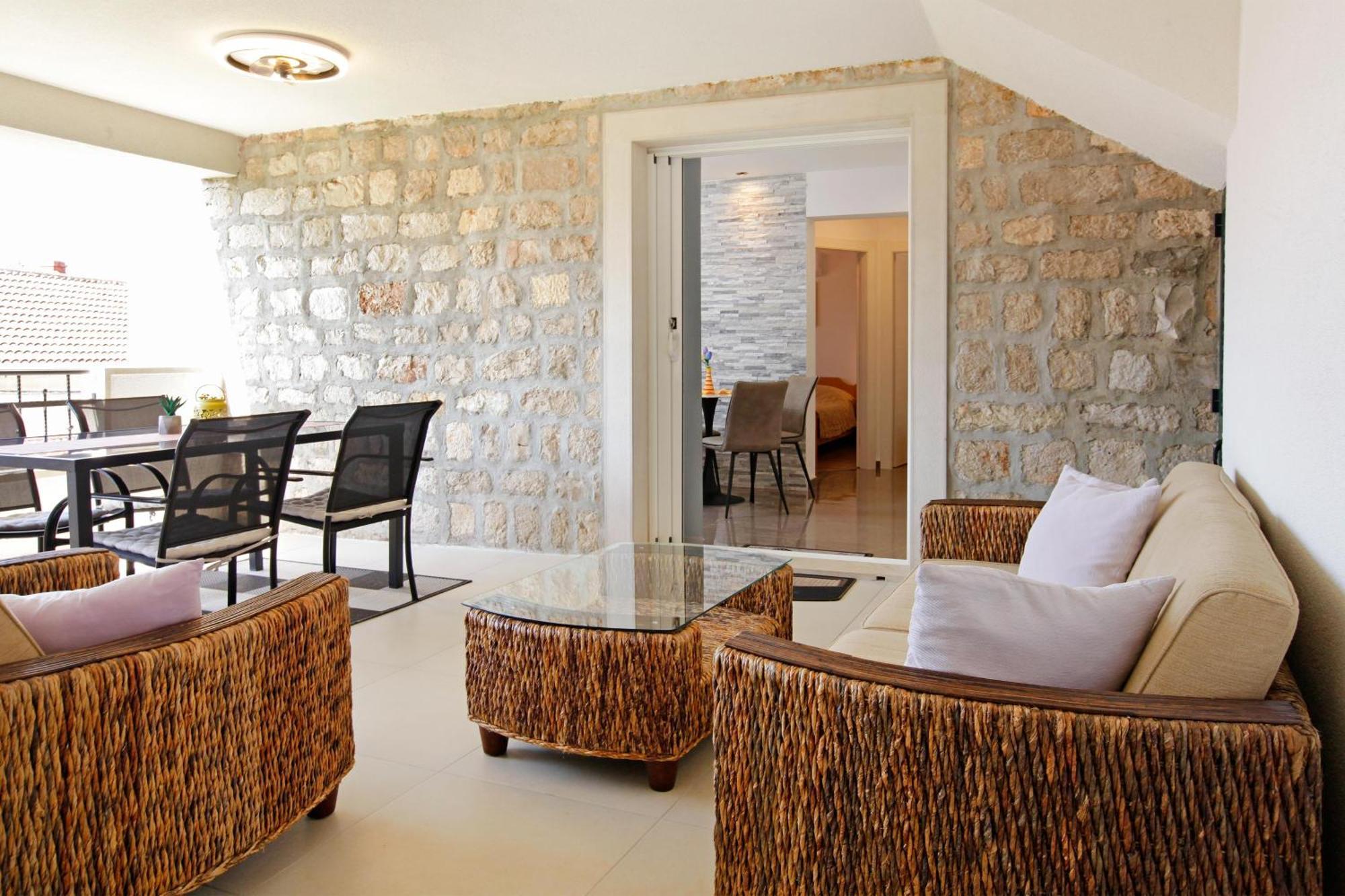 Apartment Vanja Bol